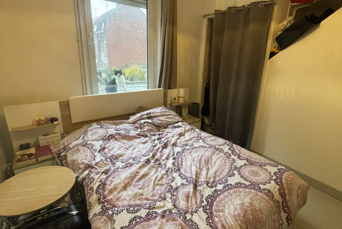 Belle maison mitoyenne de 90 m² à Roubaix avec jardin et 4 chambres 