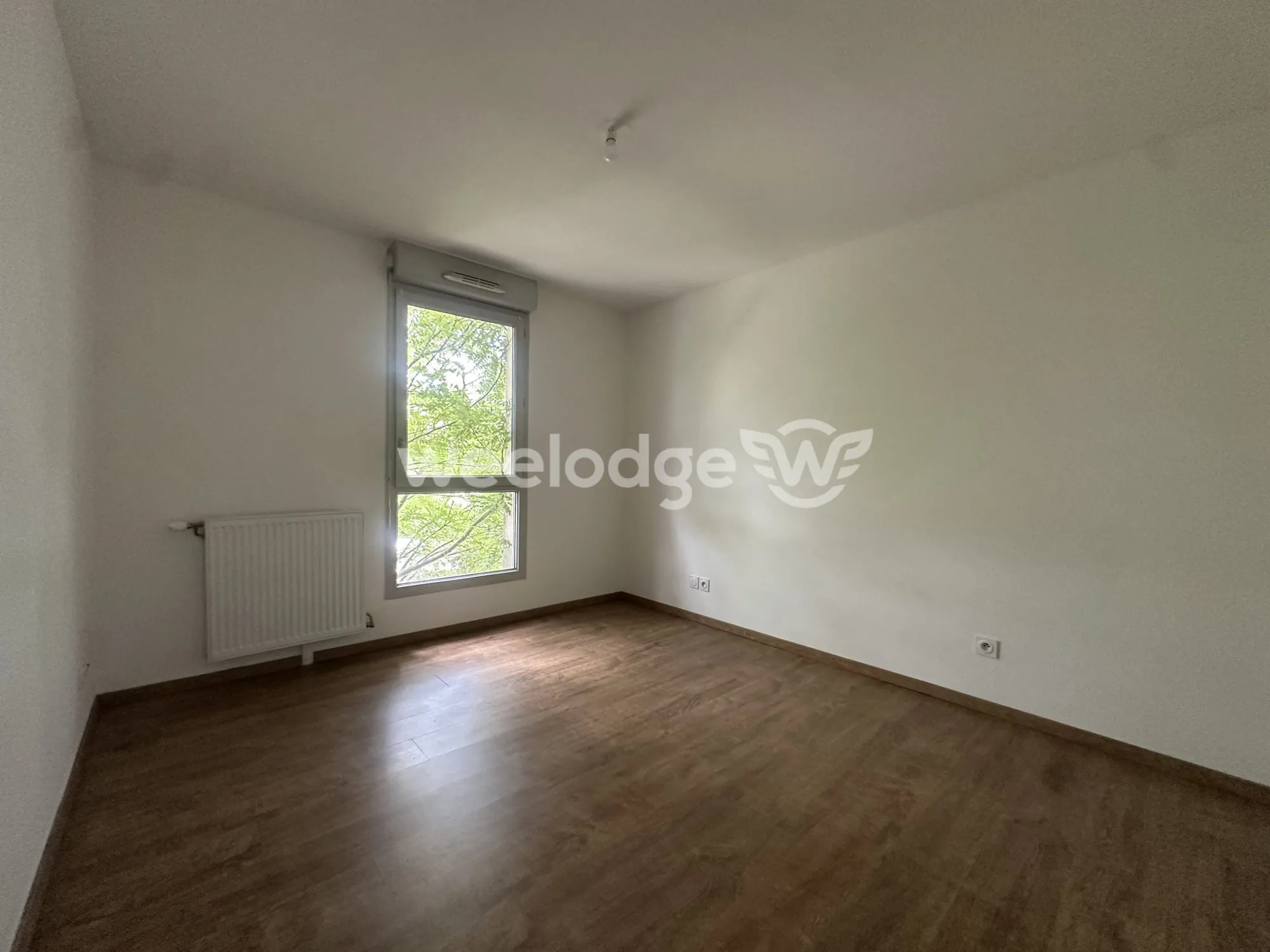 Appartement T3 rénové avec terrasse et parking à Toulouse 