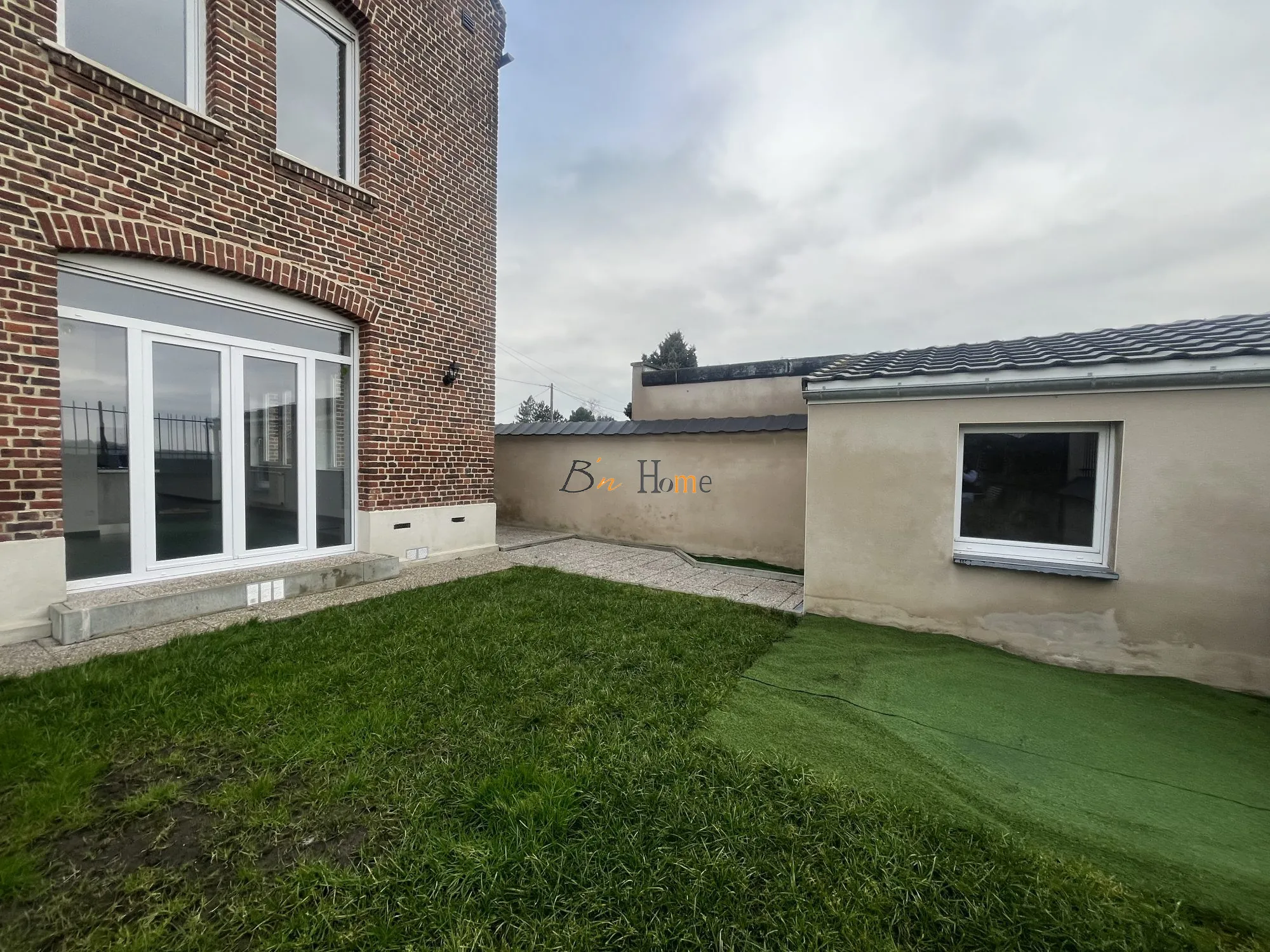 Maison familiale 4 chambres à Oisy-le-Verger, calme et vue dégagée 