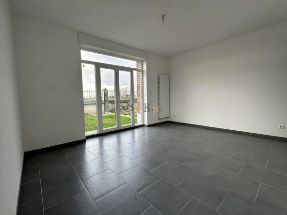 Maison familiale 4 chambres à Oisy-le-Verger, calme et vue dégagée