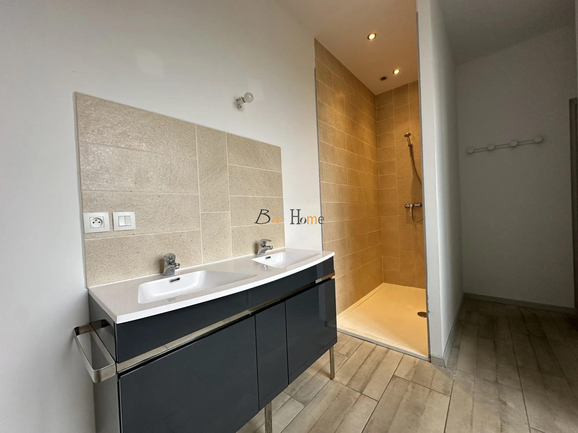 Maison familiale 4 chambres à Oisy-le-Verger, calme et vue dégagée 