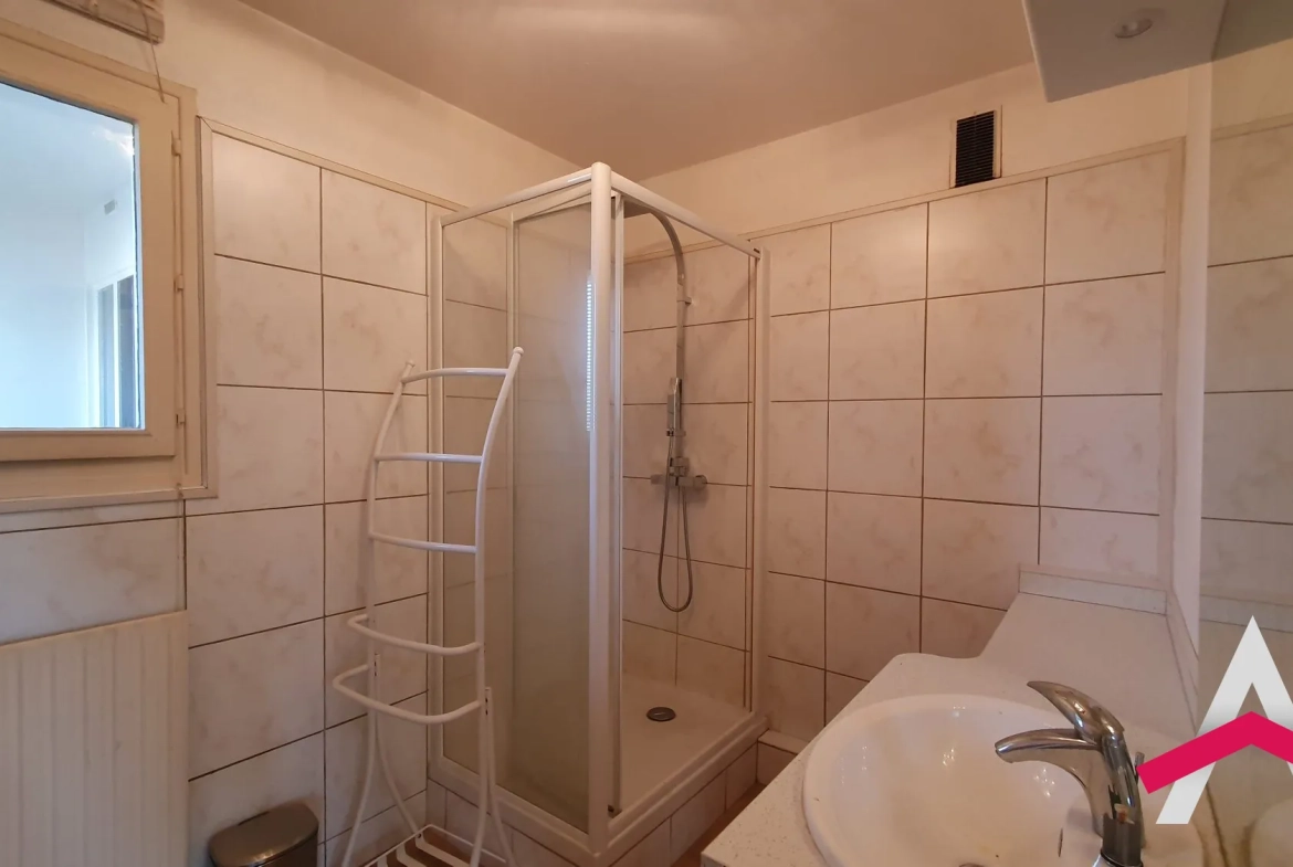Appartement 5 pièces avec balcon, loggia et garage à Mulhouse - 97,5 m² 