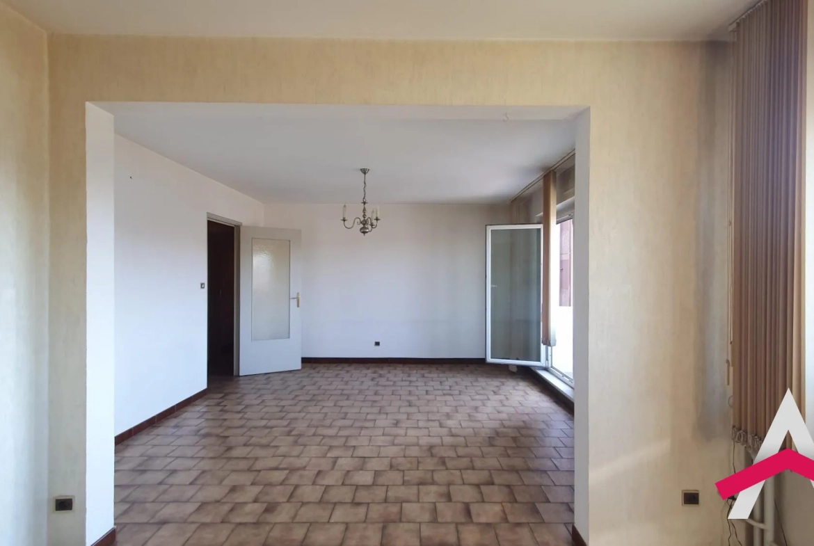 Appartement 5 pièces avec balcon, loggia et garage à Mulhouse - 97,5 m² 