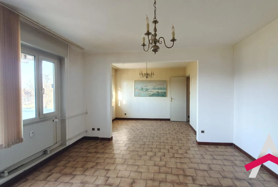 Appartement 5 pièces avec balcon, loggia et garage à Mulhouse - 97,5 m² 