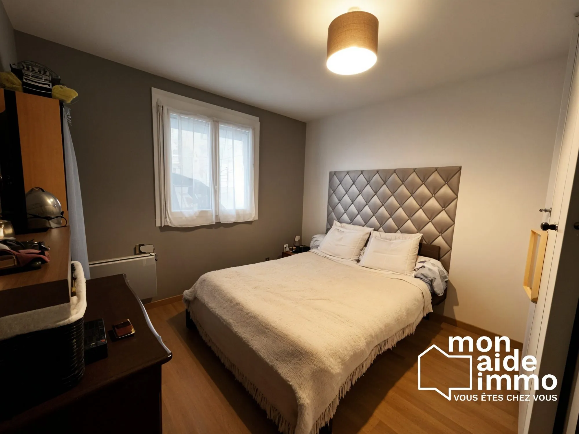 Maison de plain-pied à vendre à Coutras avec grand garage et jardin 