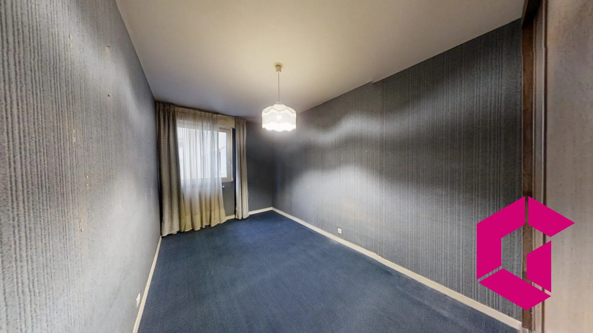 Appartement T4 avec balcon, garage à Saint-Étienne – Idéal pour famille et investisseurs 