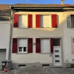 Charmante maison de ville à Thann avec grand sous-sol et extérieur