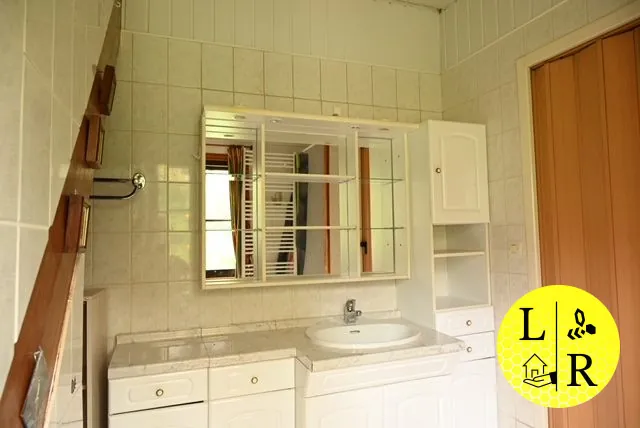 À Vendre Maison de Village à Lucheux, 110 m² avec Jardin et Parking 