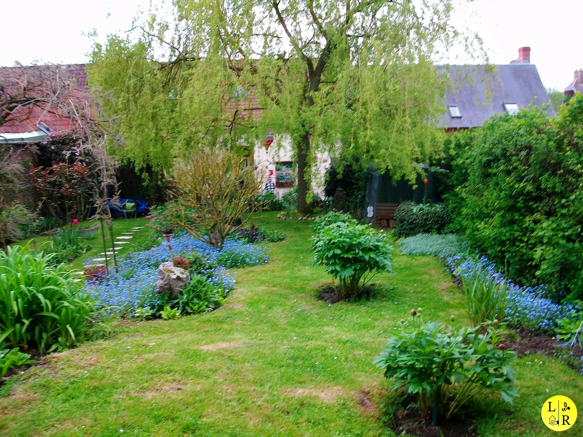 À Vendre Maison de Village à Lucheux, 110 m² avec Jardin et Parking 