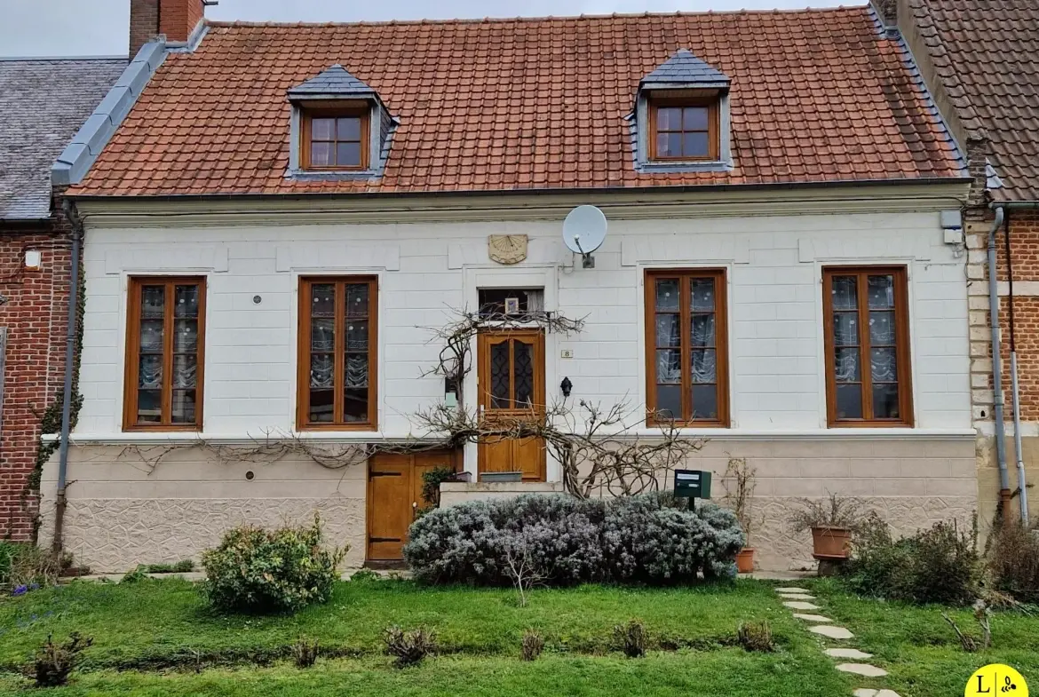 À Vendre Maison de Village à Lucheux, 110 m² avec Jardin et Parking 