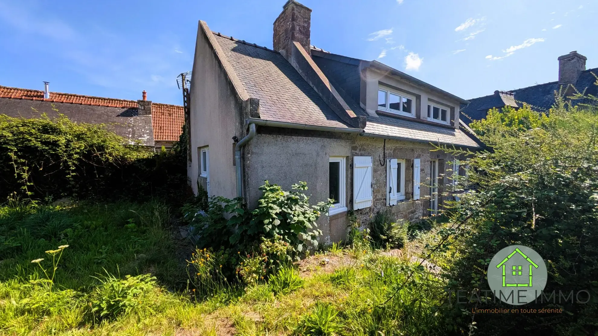 Maison traditionnelle en pierre à rénover à Ploumilliau - Opportunité d'investissement 