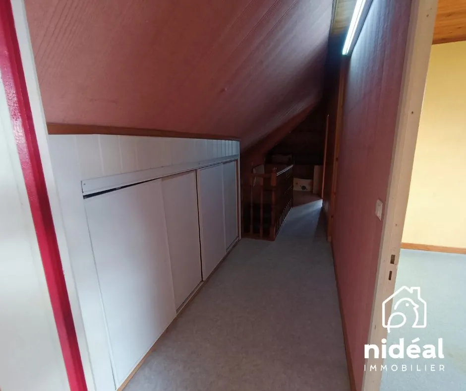À vendre maison familiale 6 chambres à Mazinghien, proche du Cateau Cambrésis 