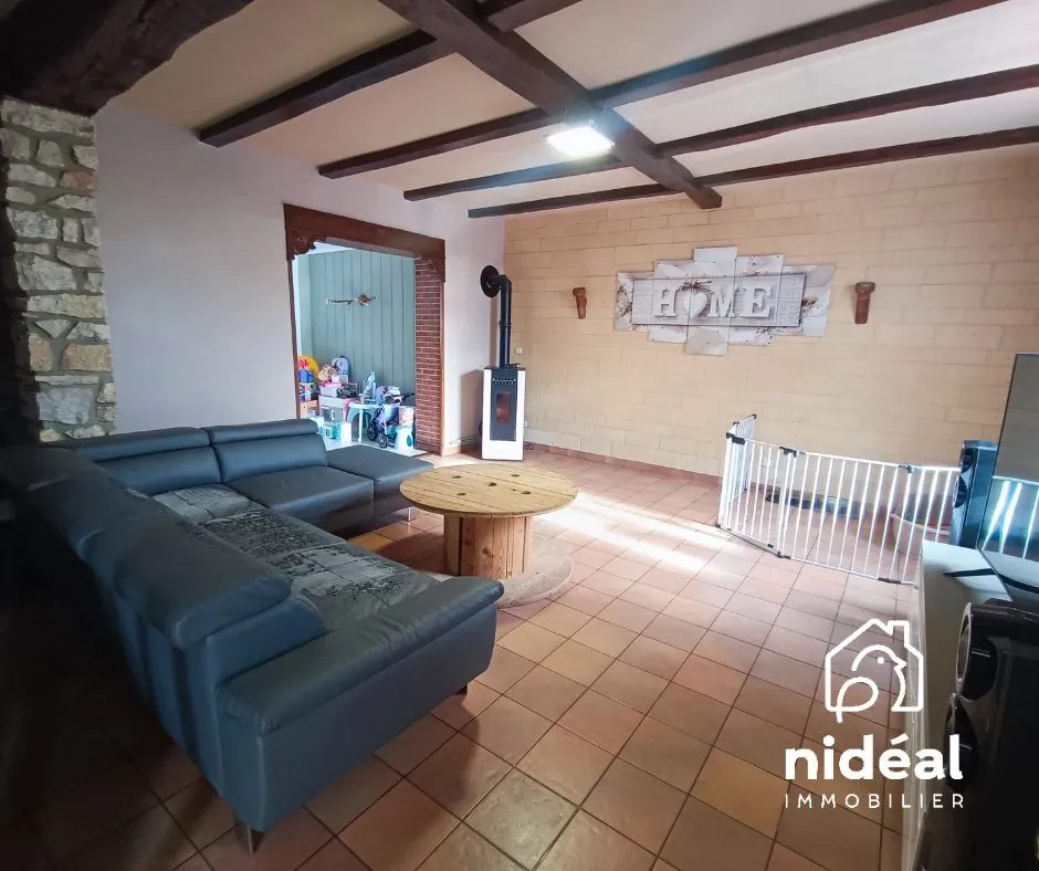 À vendre maison familiale 6 chambres à Mazinghien, proche du Cateau Cambrésis 