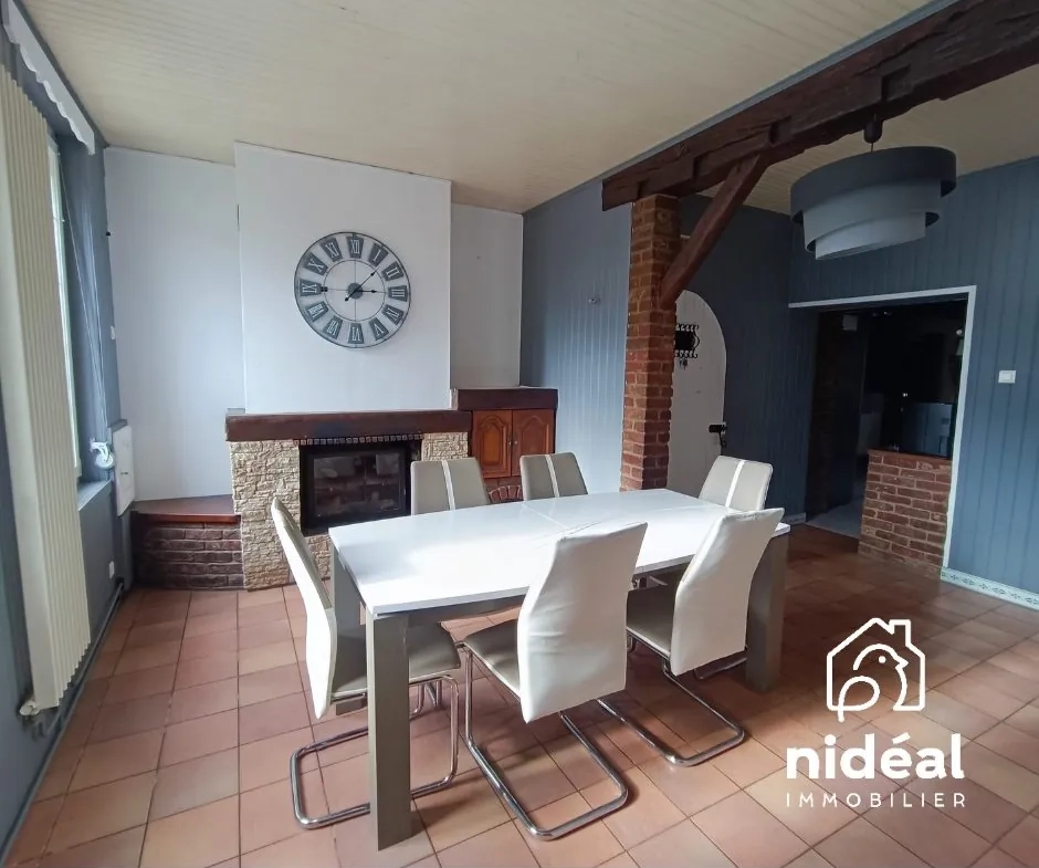 À vendre maison familiale 6 chambres à Mazinghien, proche du Cateau Cambrésis 