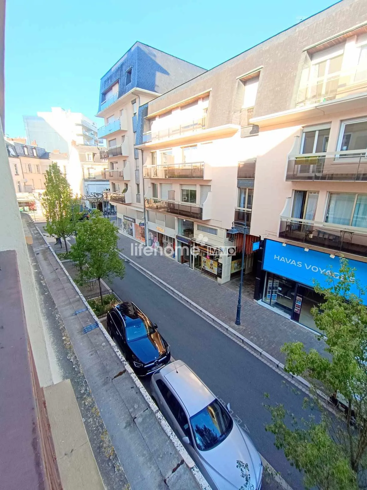 Appartement rénové à vendre au centre-ville de Châteauroux 