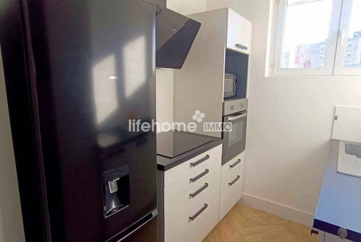 Appartement rénové à vendre au centre-ville de Châteauroux 