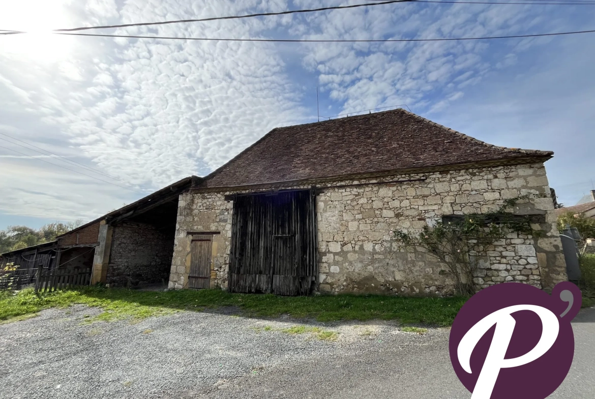 Opportunité à Cours-de-Pile : Grange, séchoir et terrain constructible pour projets sur-mesure 