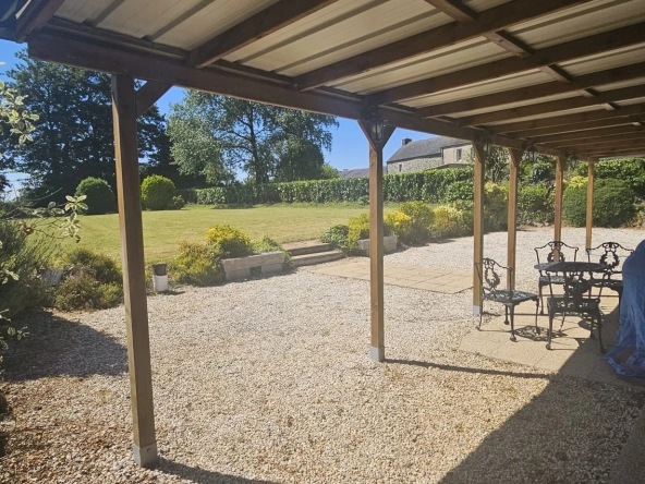préau Ensemble immobilier de deux maisons bretonnes avec terrain et potentiel d'investissement