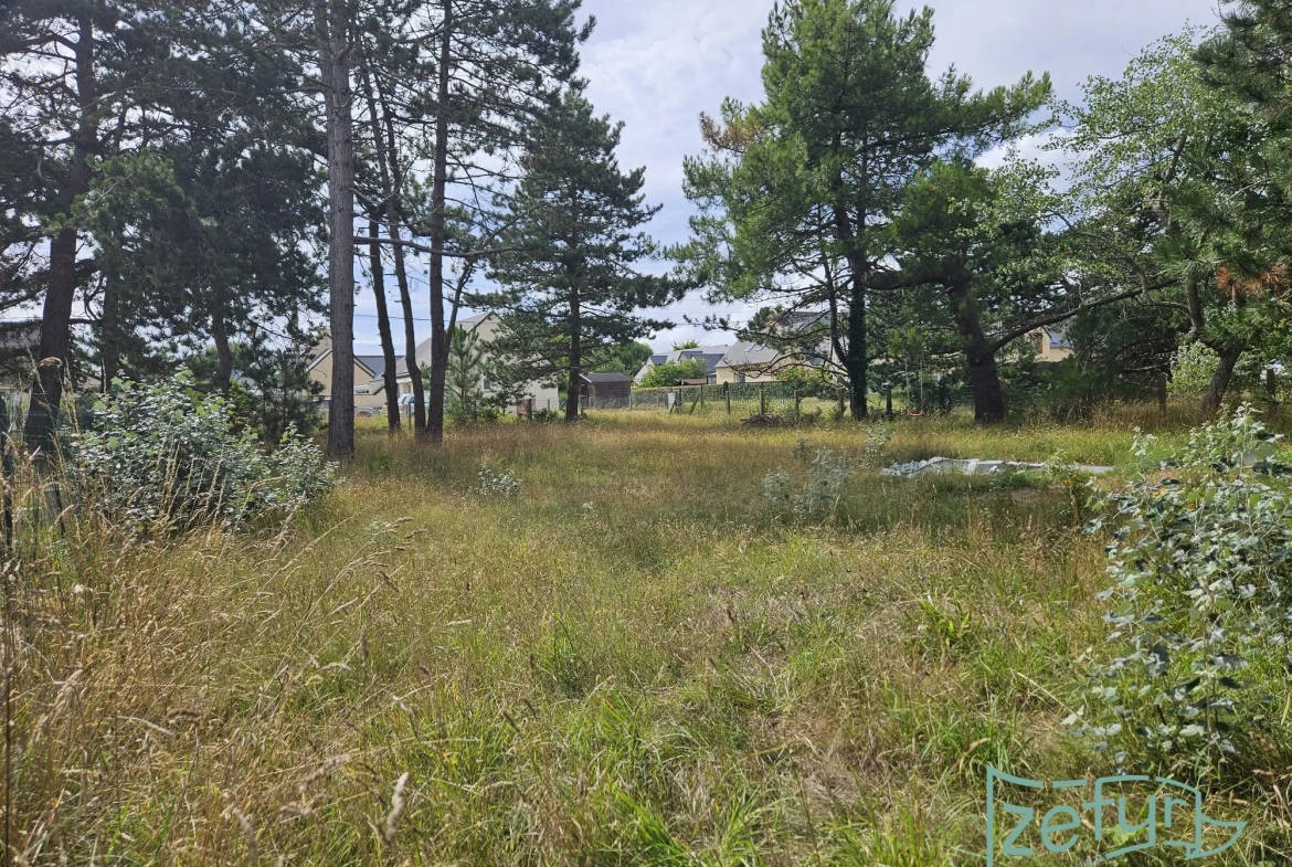 Terrain constructible proche de la mer à Saint-Germain-sur-Ay 