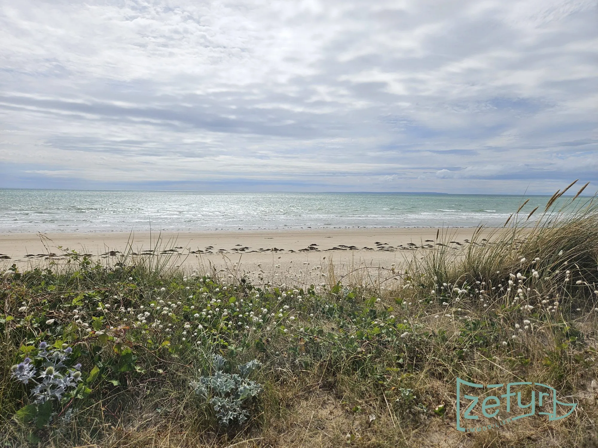 Terrain constructible proche de la mer à Saint-Germain-sur-Ay 