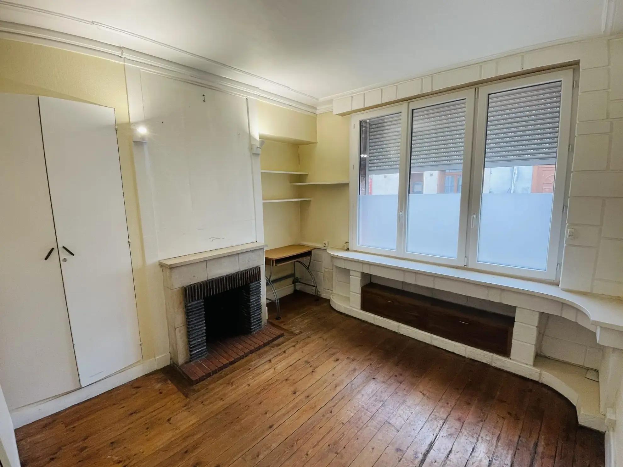 Maison 3 chambres à Amiens avec cour et cave, idéalement située 
