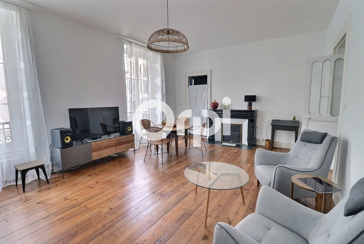 Appartement 112 m² avec balcon proche Parc Lawrence à Pau - Exclu 
