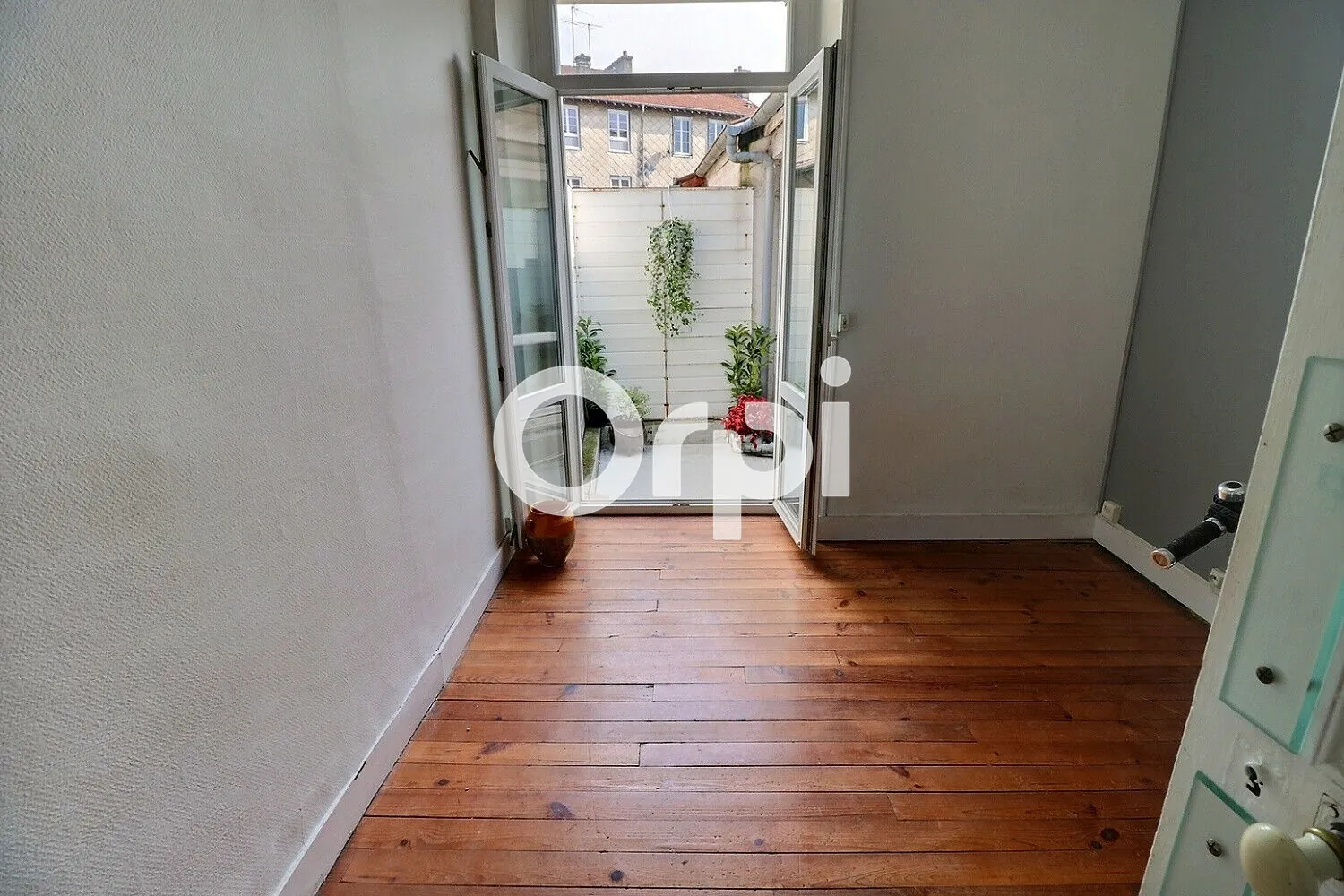 Appartement 112 m² avec balcon proche Parc Lawrence à Pau - Exclu 