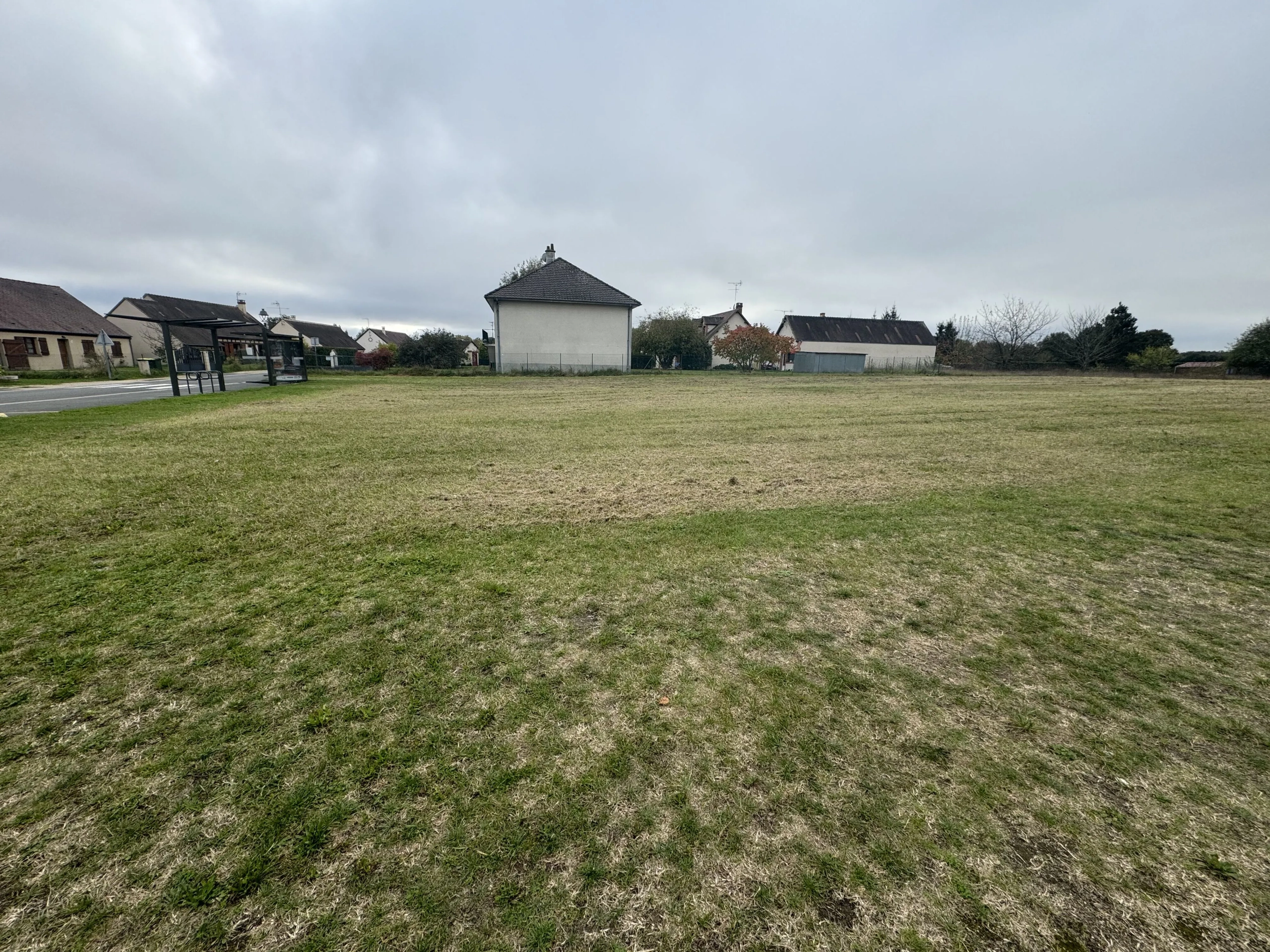 Terrain constructible écologique de 875 m² à Vernou en Sologne à vendre à 17 500 € 