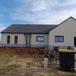Pavillon moderne 3 chambres à Saint-Ouen-du-Breuil avec terrain de 850 m², conforme RE 2020