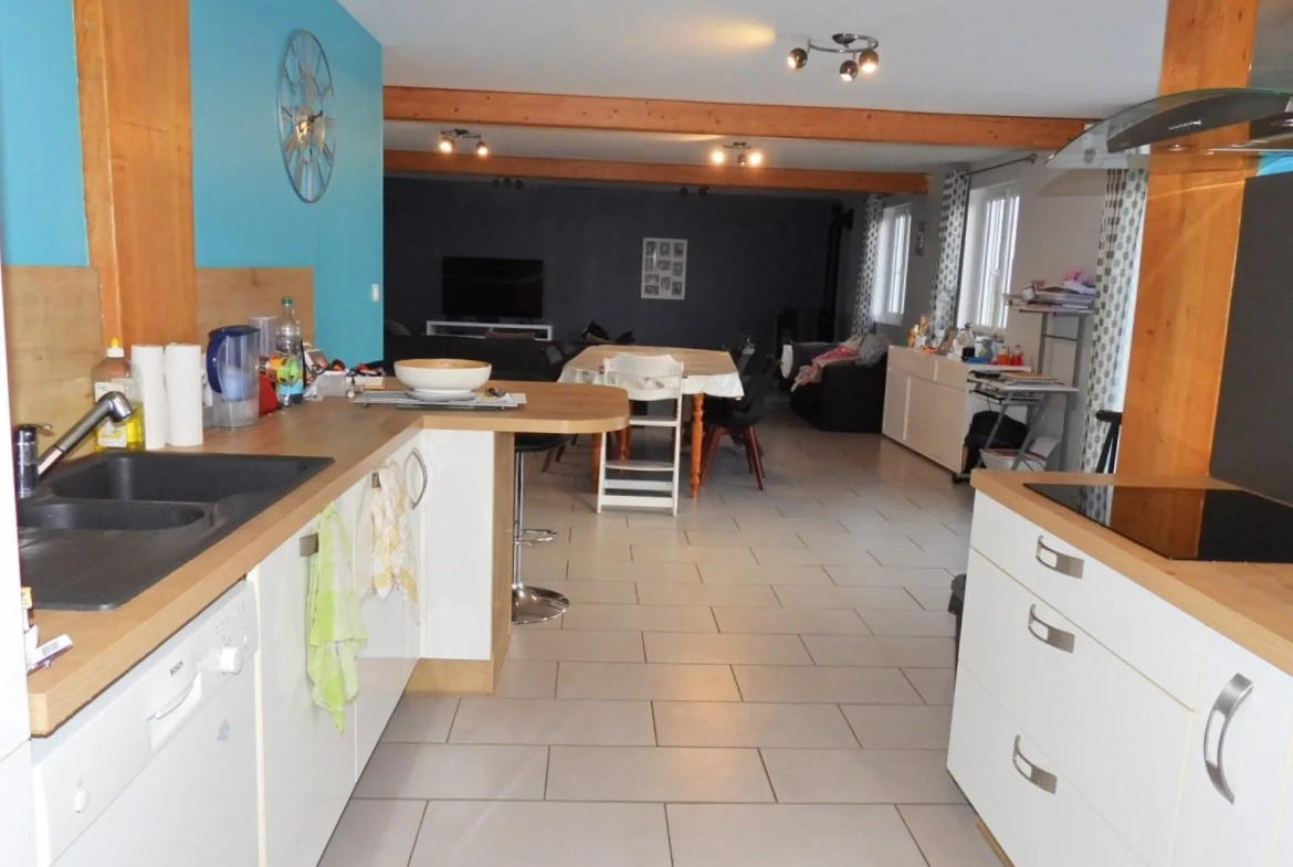 Longère à la campagne à proximité de Fécamp et Goderville, 150m² rénovés, terrain 2256m² 