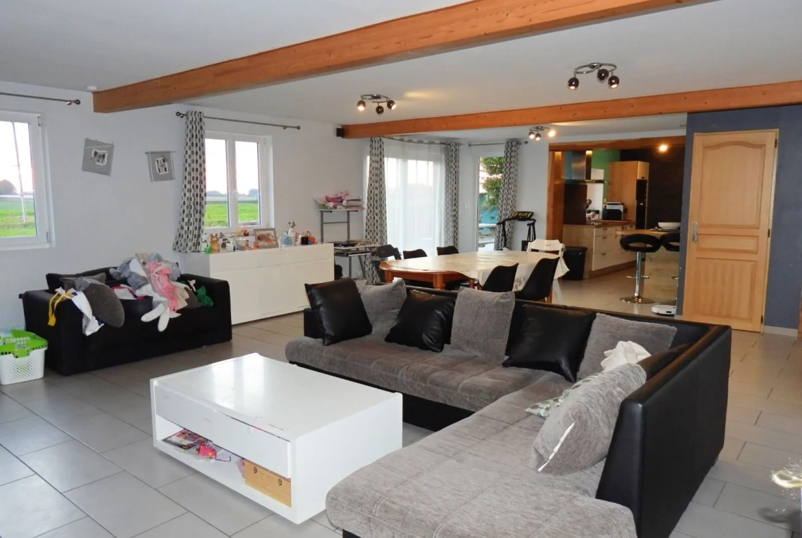 Longère à la campagne à proximité de Fécamp et Goderville, 150m² rénovés, terrain 2256m² 
