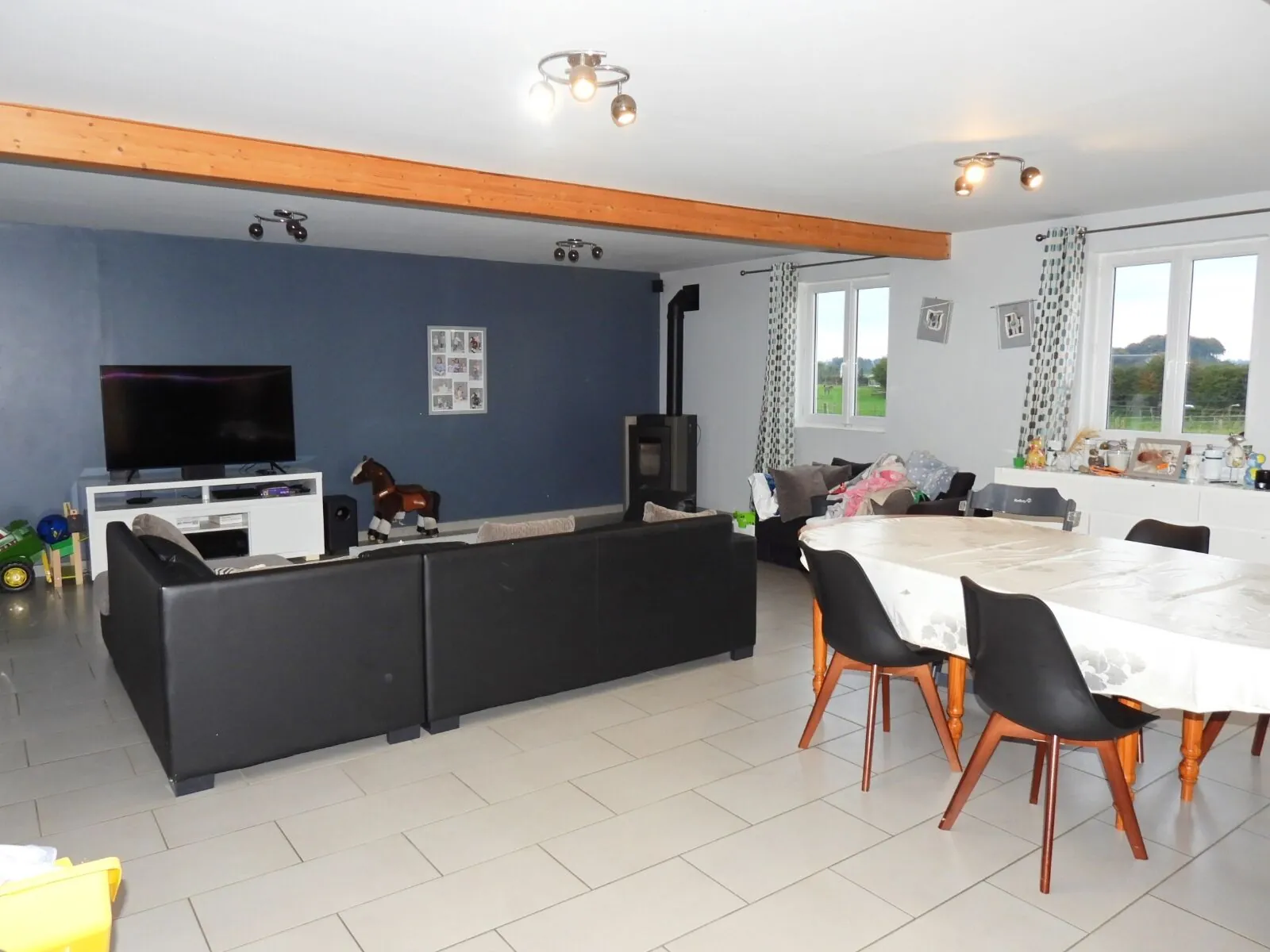 Longère à la campagne à proximité de Fécamp et Goderville, 150m² rénovés, terrain 2256m² 
