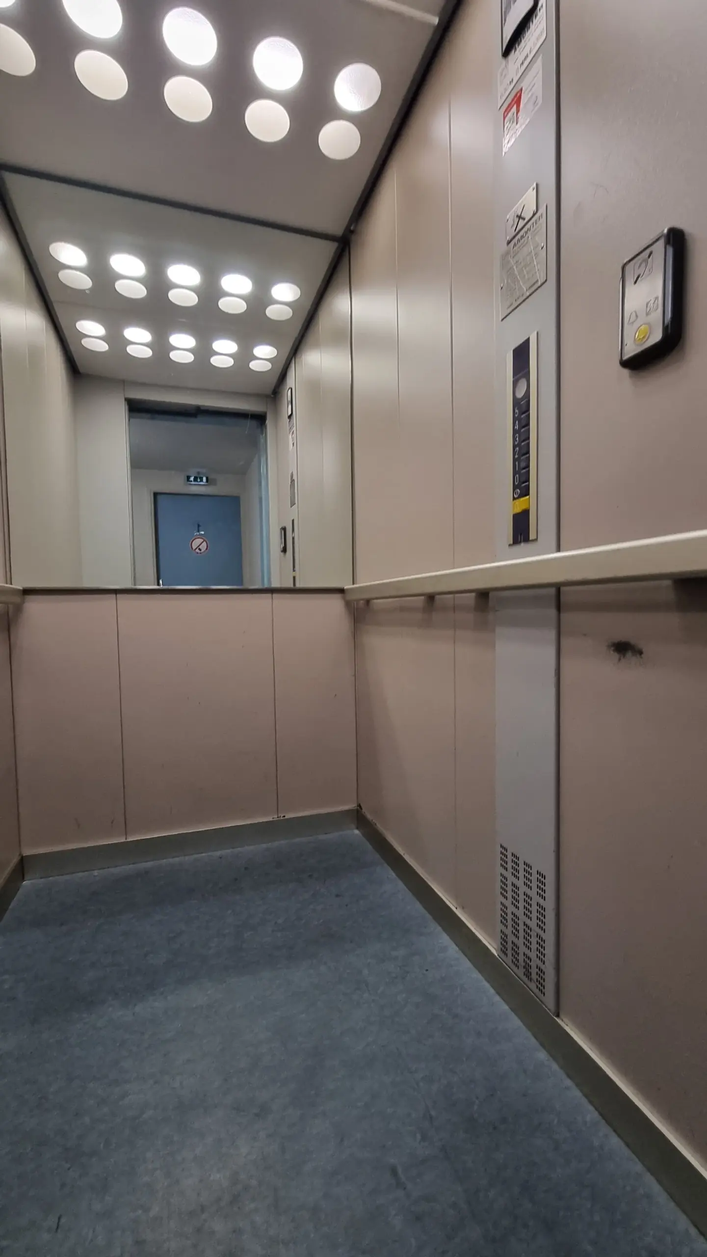Appartement 4 pièces à Roanne, 83m2, centre-ville, garage, 138 000€ 