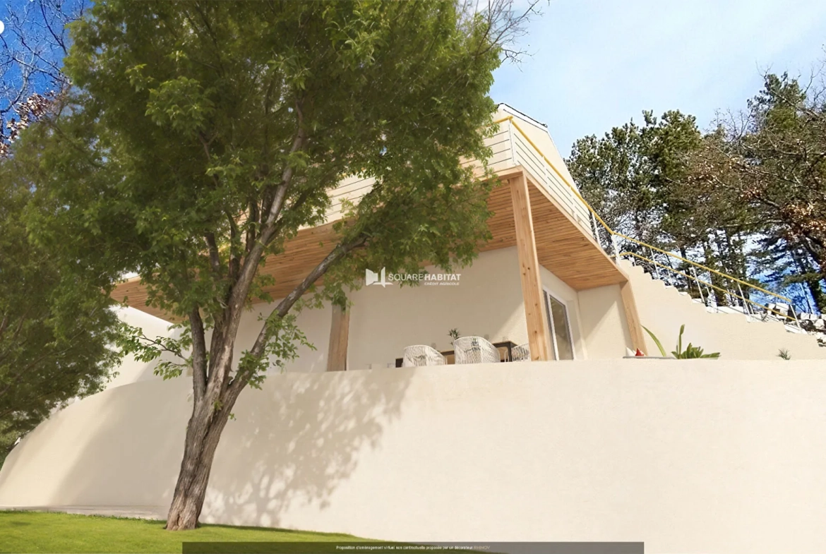 Opportunité rare : maison à aménager avec vue dominante à Laragne 