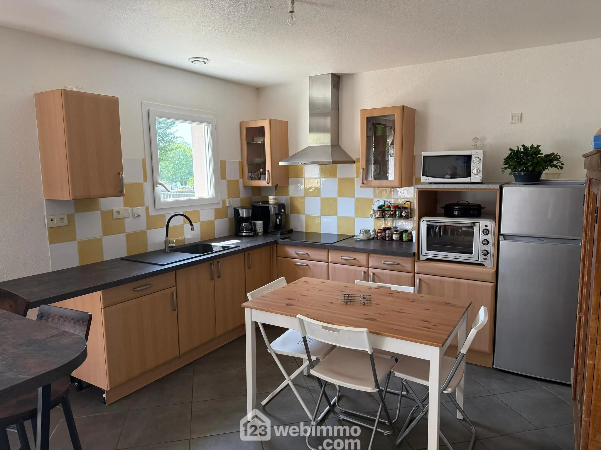 Maison de plain-pied de 92 m² au Champ-Saint-Père, proche plages et commodités 