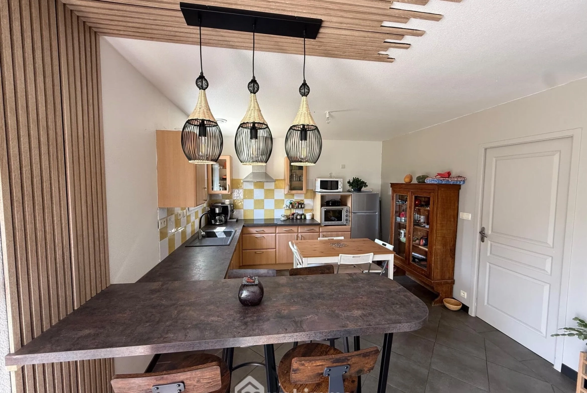 Maison de plain-pied de 92 m² au Champ-Saint-Père, proche plages et commodités 