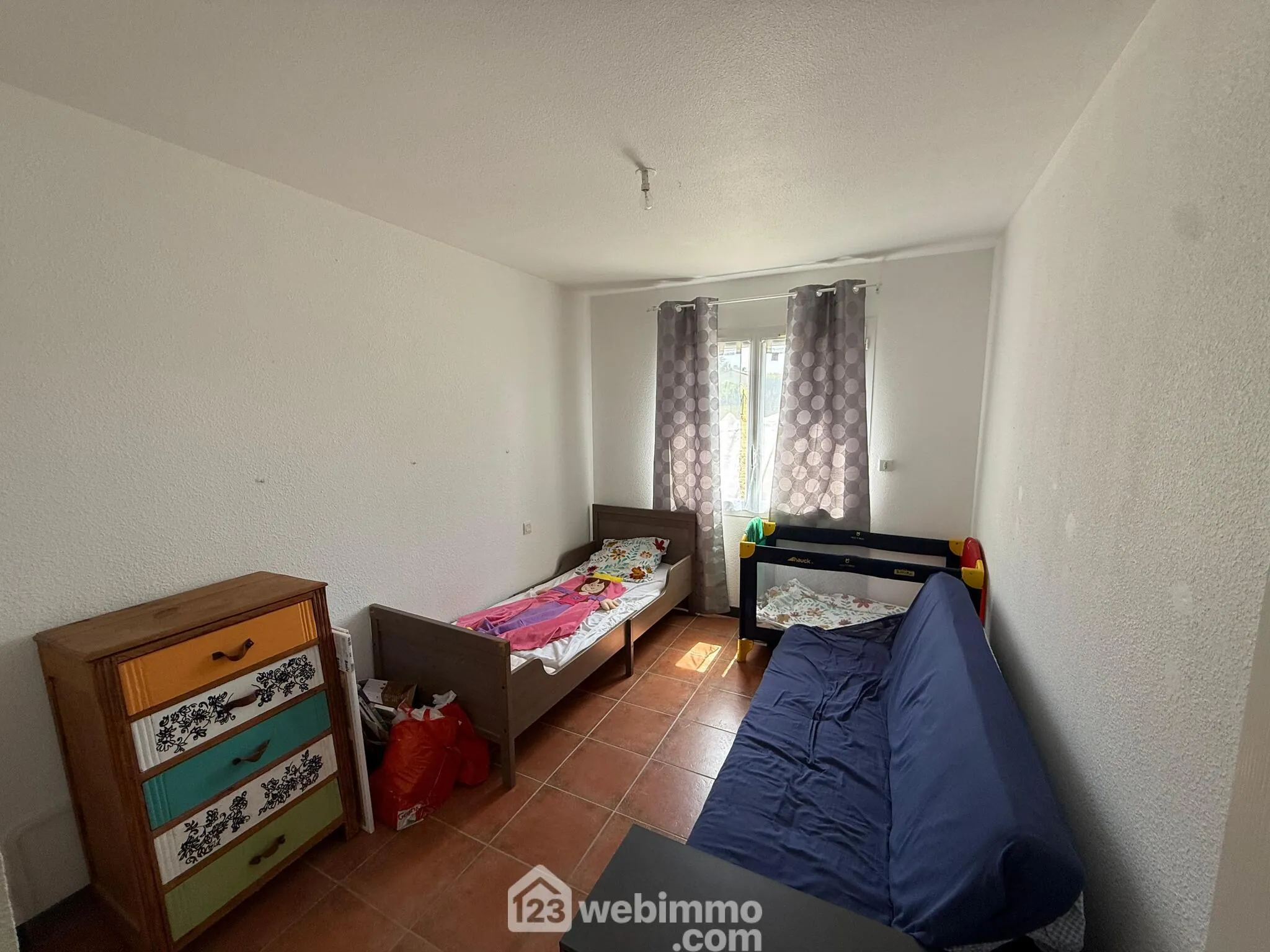 Maison de plain-pied de 92 m² au Champ-Saint-Père, proche plages et commodités 