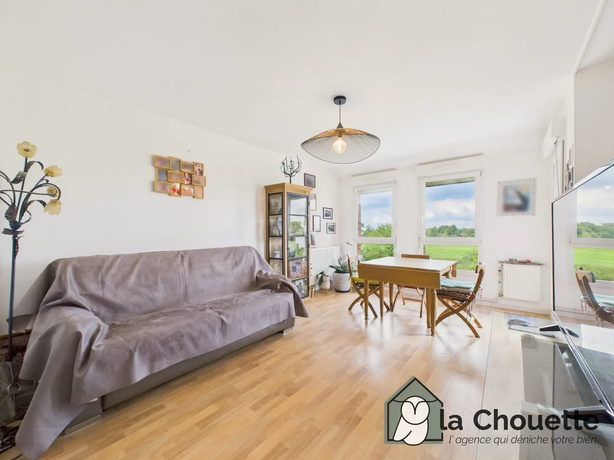Studio en vente à Frelinghien avec balcon, parking privé et cave 