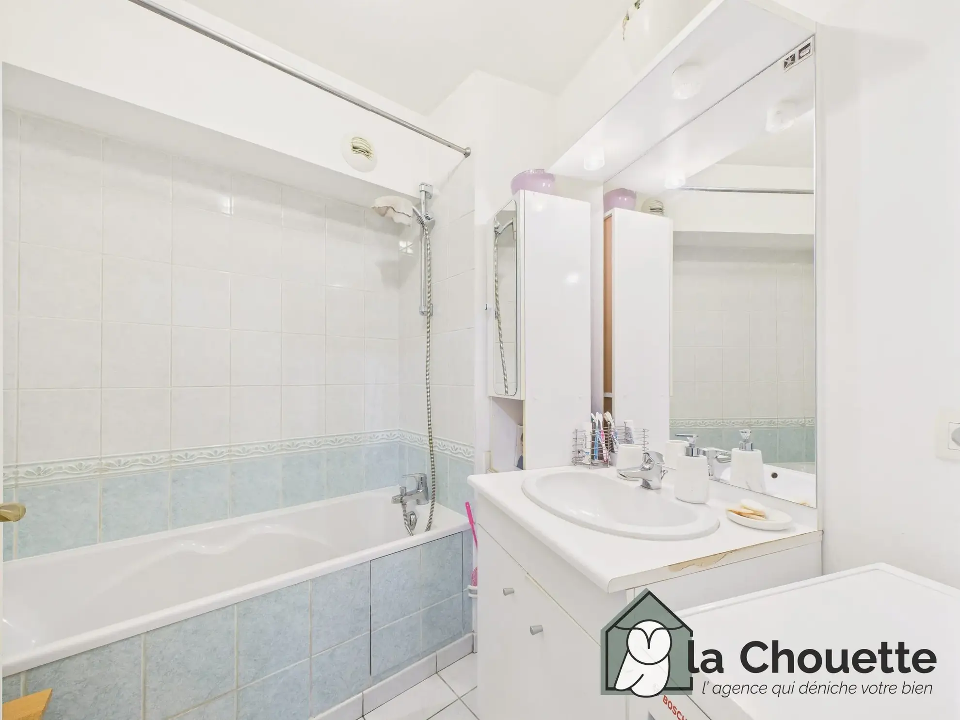 Studio en vente à Frelinghien avec balcon, parking privé et cave 