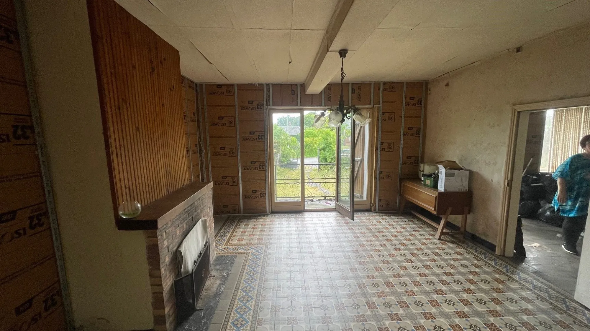 Maison à vendre avec partie commerciale et habitation à Voyennes 