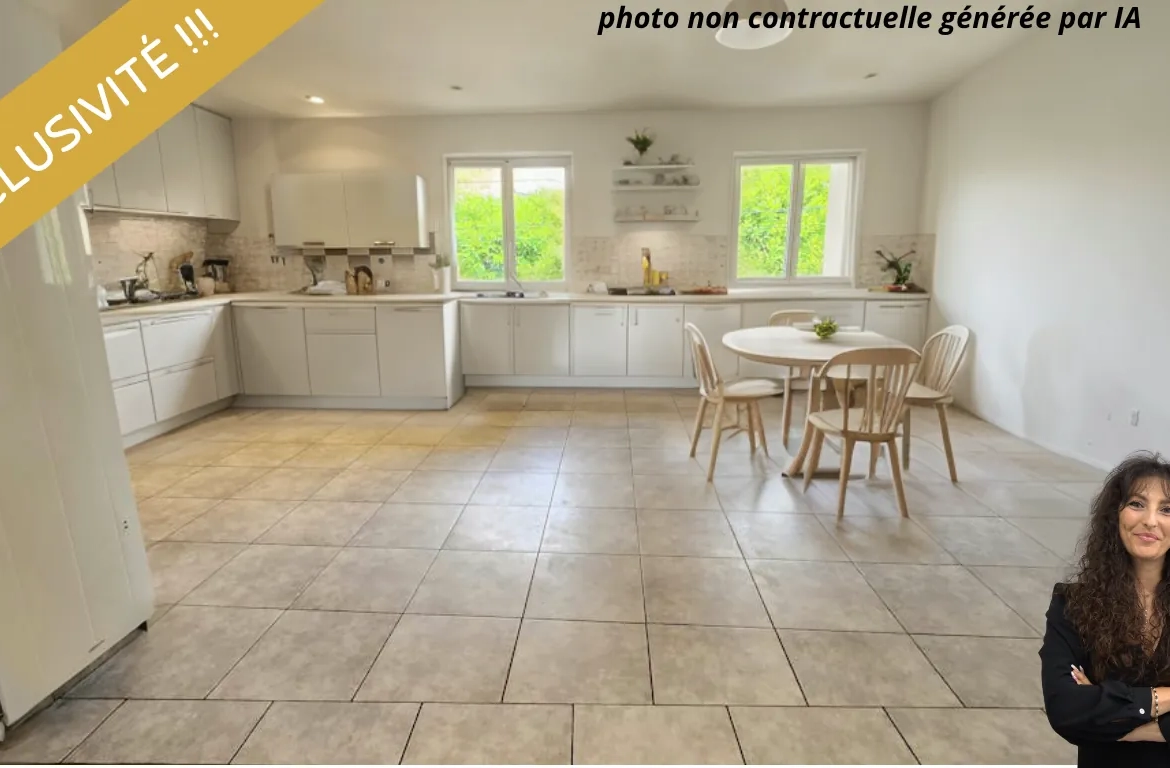 Maison de village à Châteauredon (04) avec deux appartements et grand potentiel 