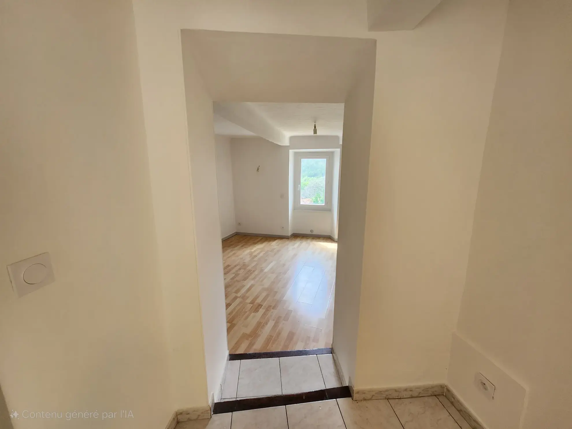 Maison de village à Châteauredon (04) avec deux appartements et grand potentiel 