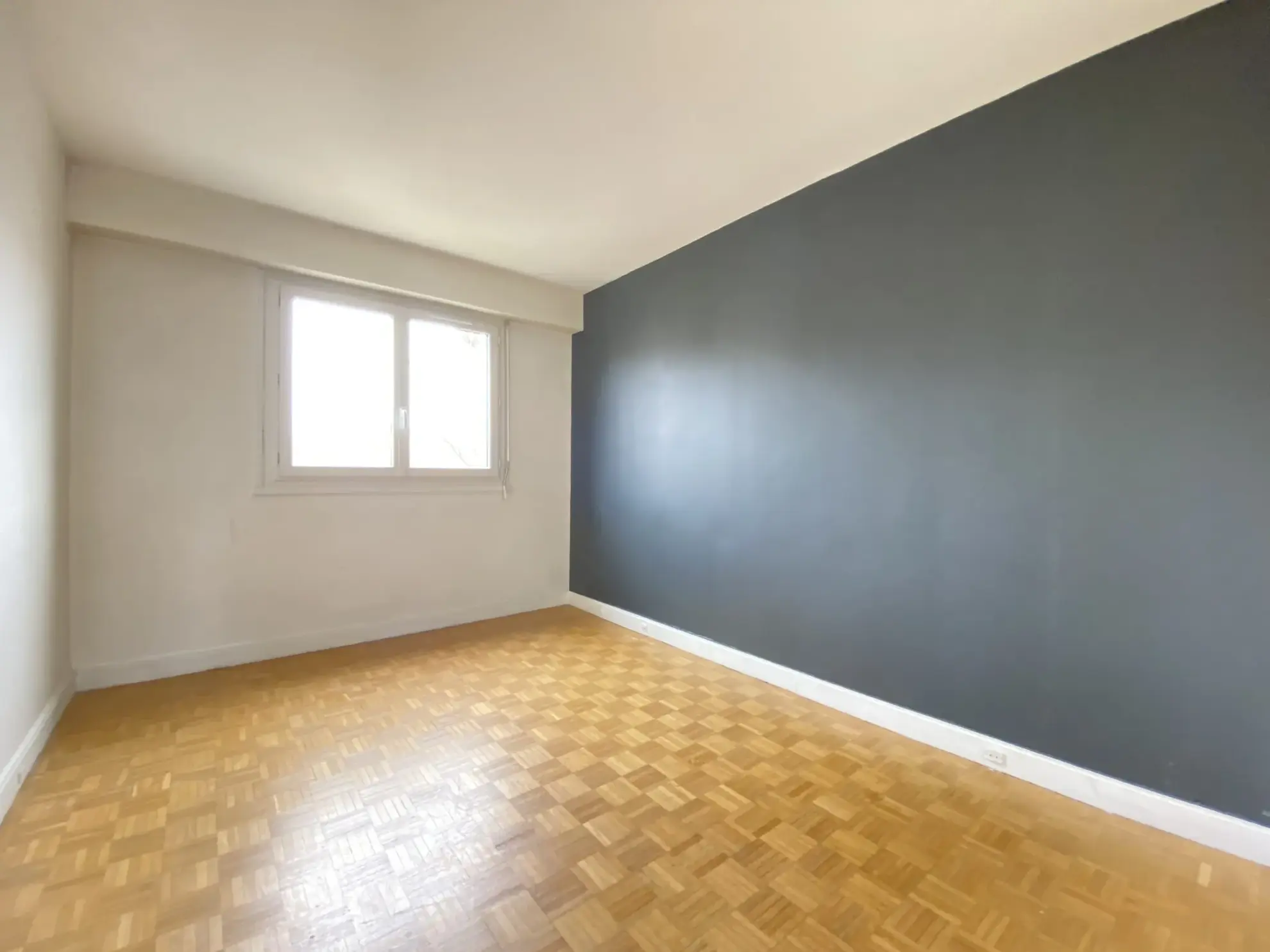 Bel appartement T3 de 63 m² à Juvisy-sur-Orge avec cave et loggia 