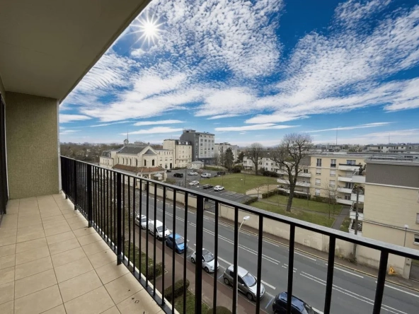 Bel appartement T3 de 63 m² à Juvisy-sur-Orge avec cave et loggia
