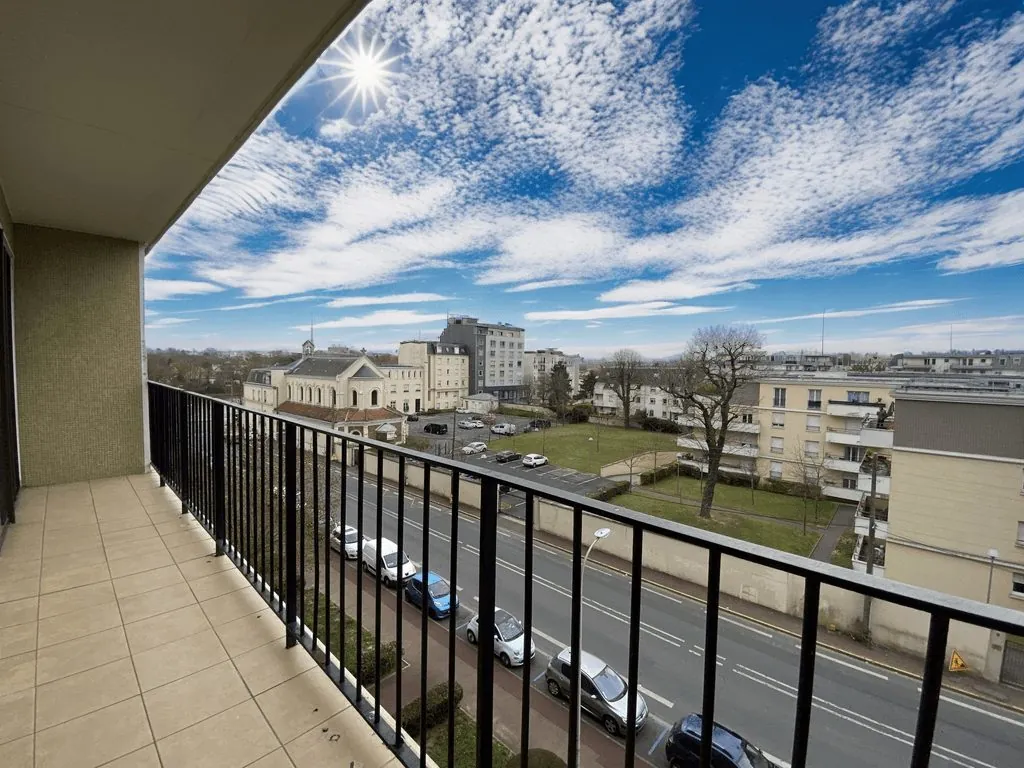 Bel appartement T3 de 63 m² à Juvisy-sur-Orge avec cave et loggia 