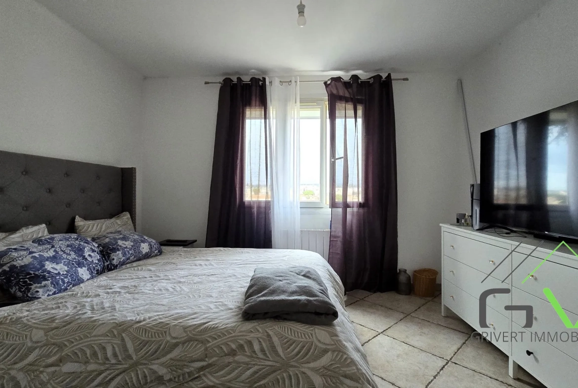Appartement T3 lumineux de 60 m² aux Oliviers à Nîmes avec balcon et stationnement 