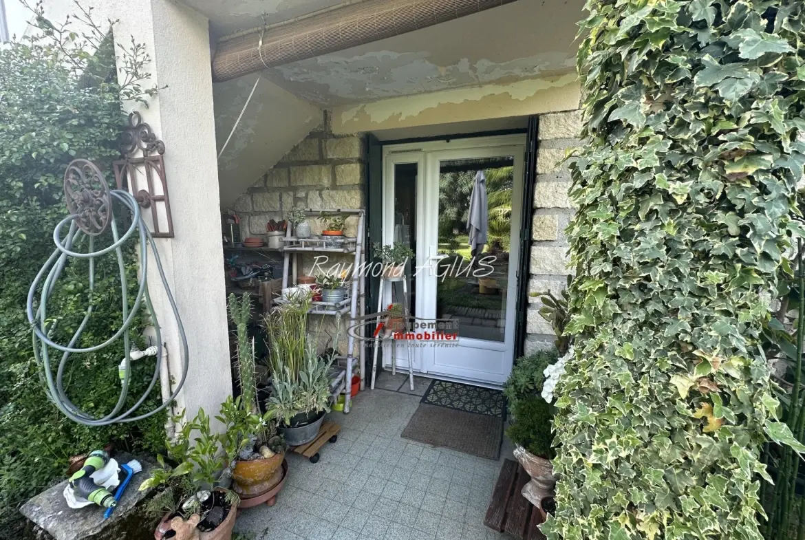 Maison de 5 chambres avec appartement indépendant et jardin à Pineuilh 