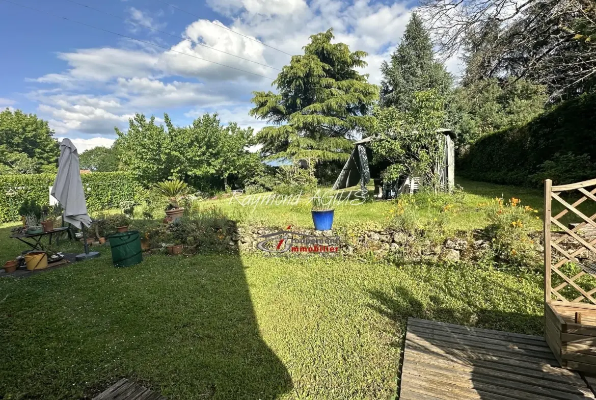 Maison de 5 chambres avec appartement indépendant et jardin à Pineuilh 