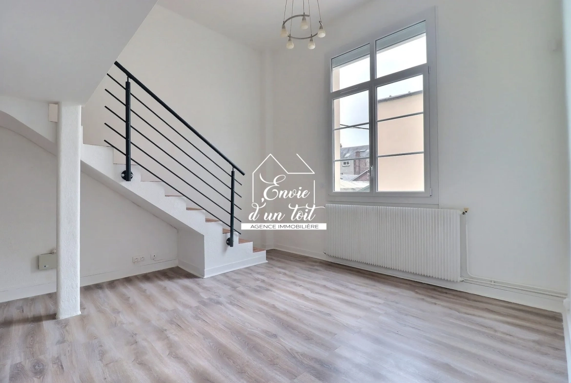 Appartement en duplex rénové avec cave dans le centre de Rouen 