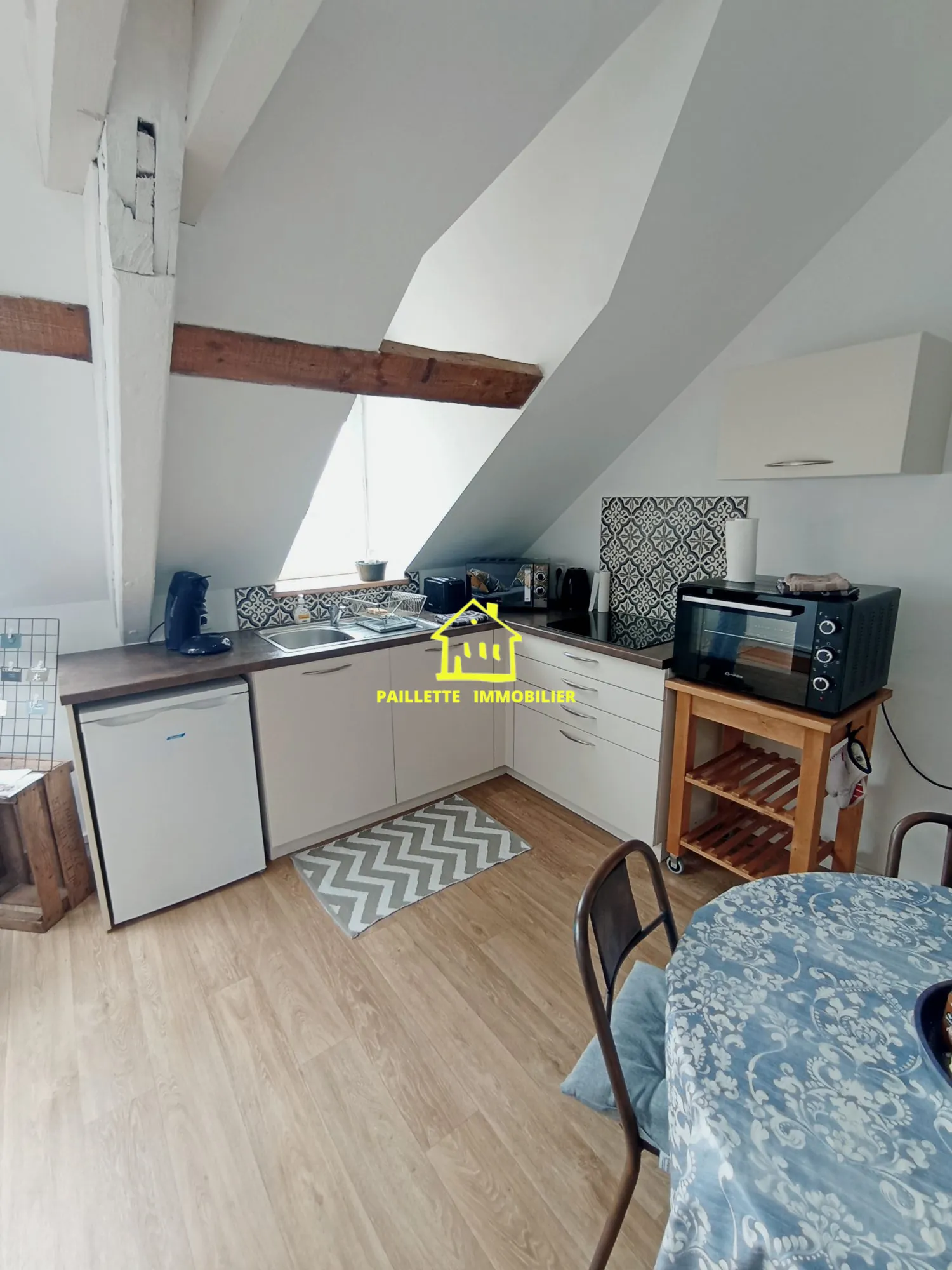 Appartement T2 à Honfleur de 26,90 m² avec vue dégagée et rénové 